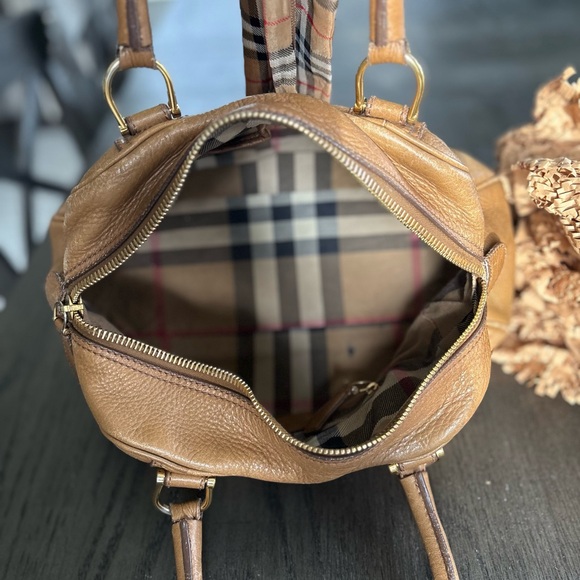 Burberry Vintage Brown Leather Handbag - Picture 15 of 16